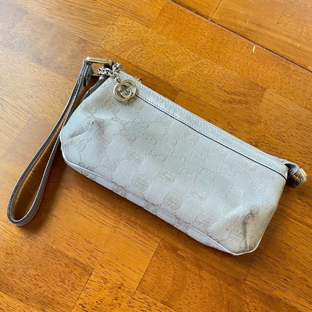 Authentic Gucci pouch wristlet